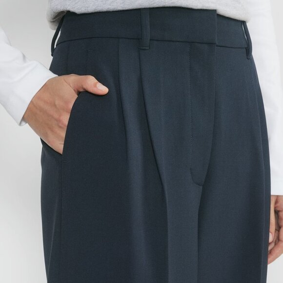 Aritzia The Effortless Pant (Re)ssential, Navy, Sz 10, New Without Tags - Picture 6 of 11